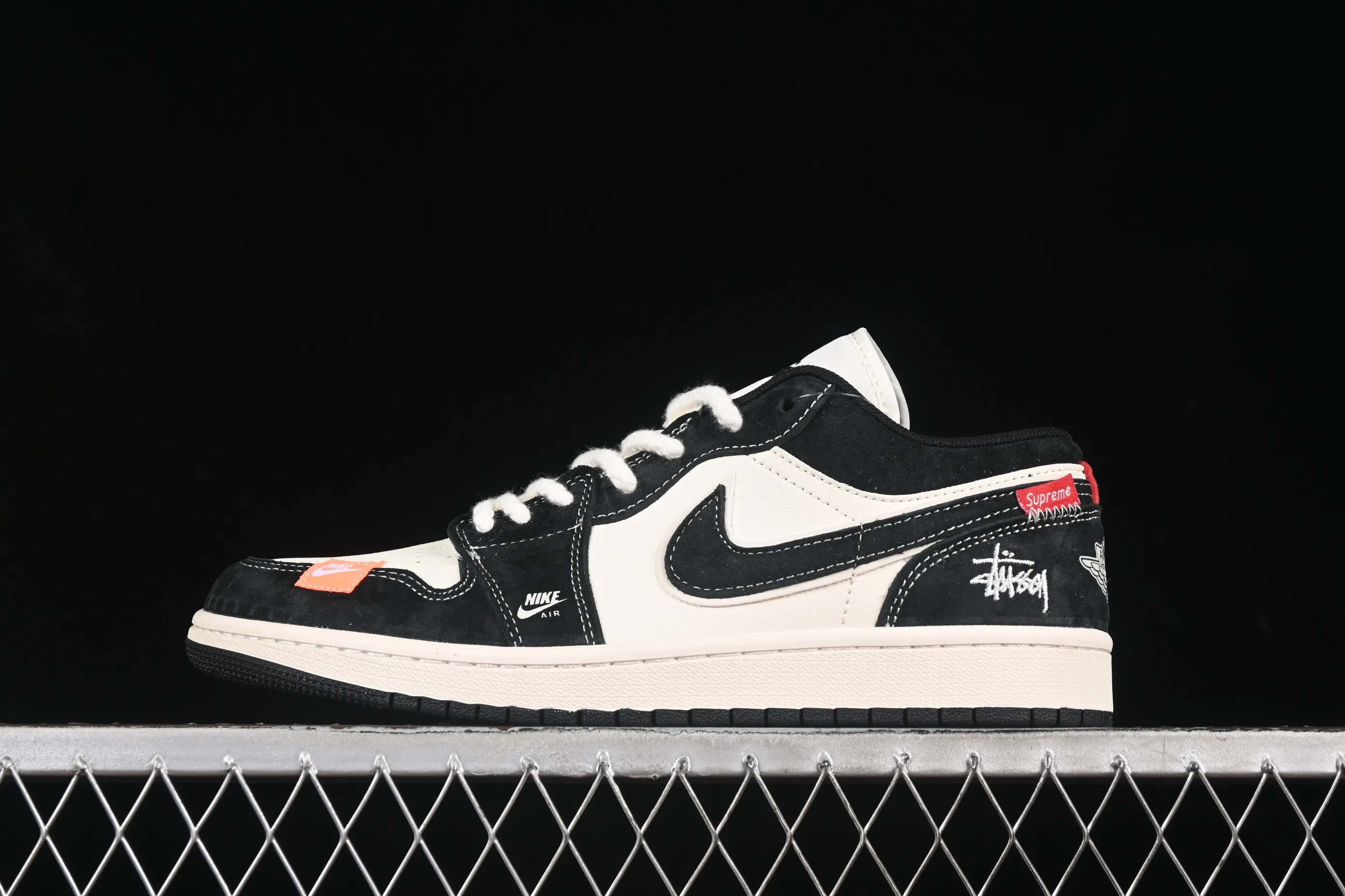 All categories Air Jordan Jordan series basketball shoes Air Jordan 1 Low High-end customized low-top sneakers Air Jordan 1 Low AJ1 Joe 1 Stussy joint beige black and yellow woven cloth label High-end customized low-top retro basketball shoes YX5066-302